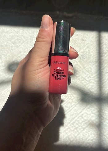 Revlon Parlak Kırmızı allık