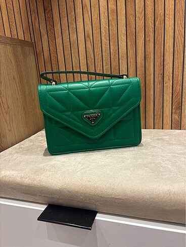 Prada modeli