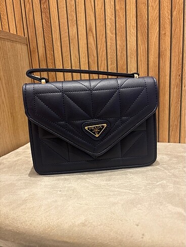 Prada modeli
