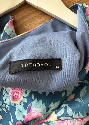 Trendyol & Milla Çiçek Desenli Bohem Kız Elbisesi