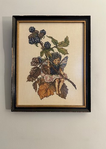 Bordo Çerçeveli Peri Temalı Nakış Tablo