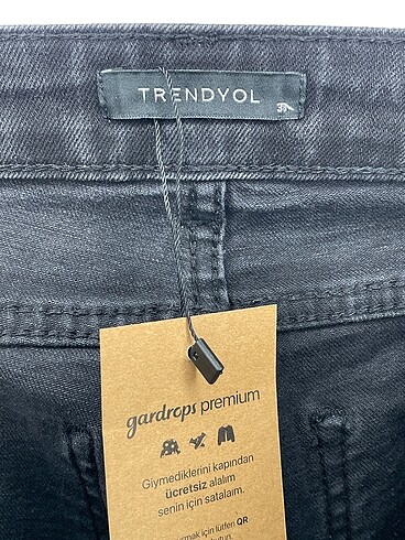 38 Beden siyah Renk Trendyol & Milla Jean / Kot %70 İndirimli.