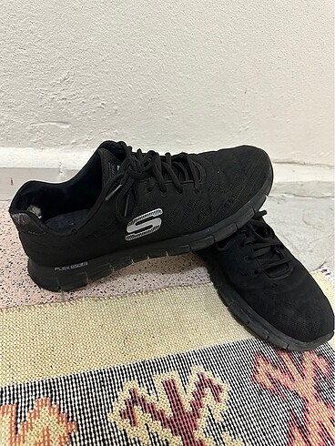 Orjinal skechers 41 numara