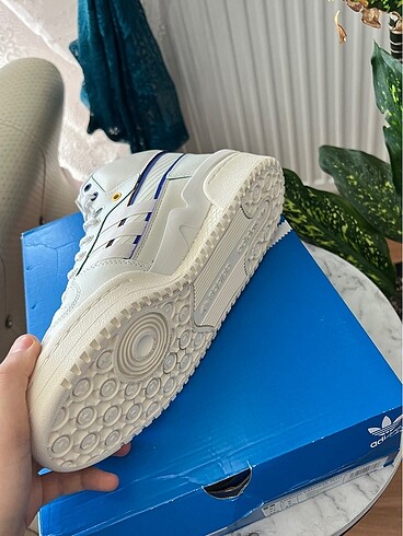 Adidas forum mid modelii - Görsel 2