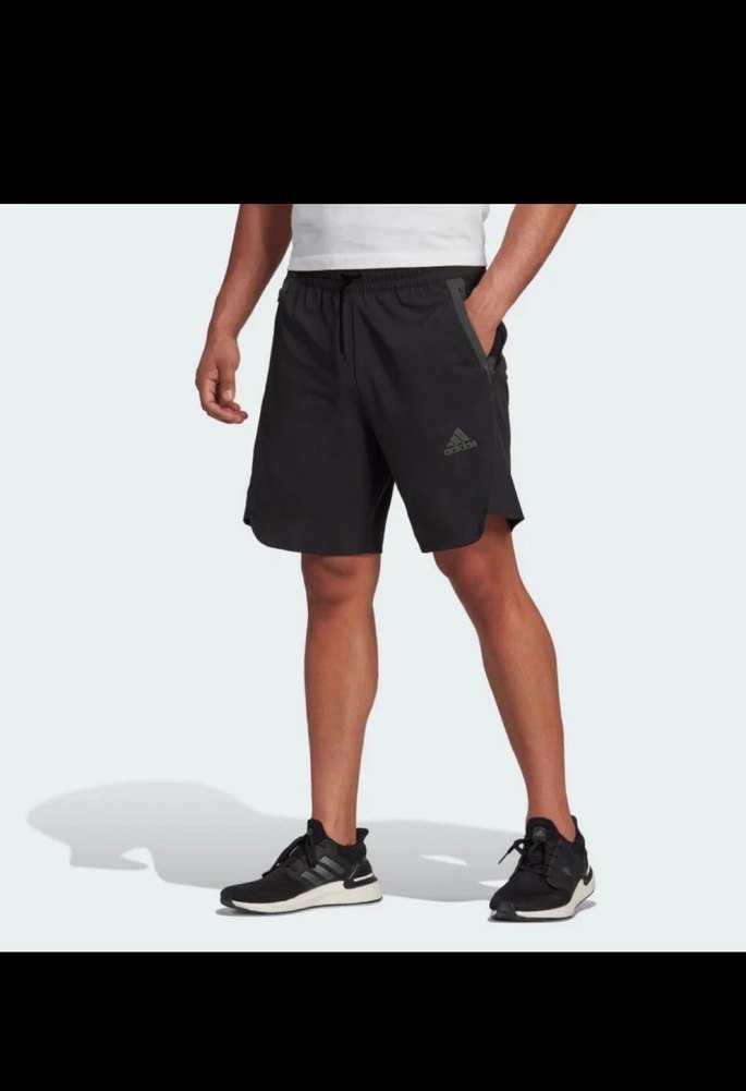 Şort ve tişört - Görsel 2