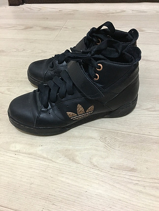 Adidas Özel Seri Spor ayakkabı