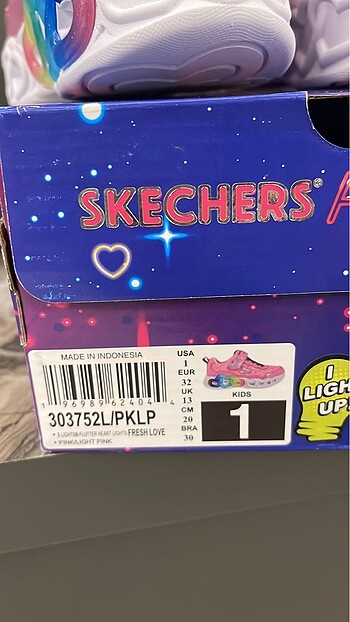 32 Beden pembe Renk Skechers ışıklı