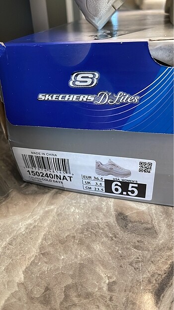 36,5 Beden ten rengi Renk Skechers