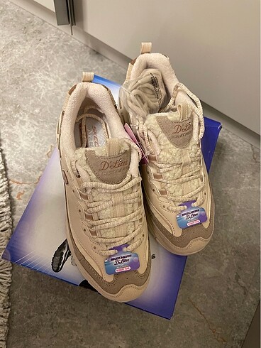 37,5 Beden Skechers