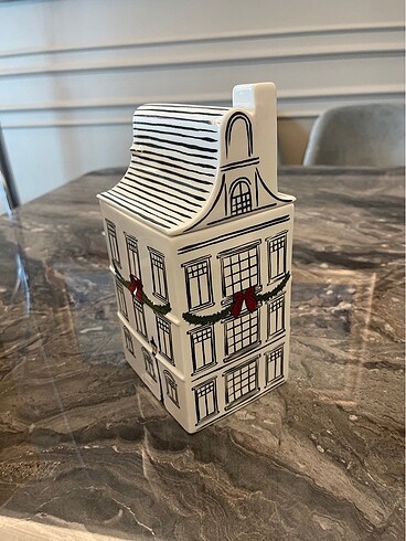 H&M Home Yılbaşı Kavanozu Ev