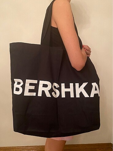 Bershka Bershka çanta (büyük boy )