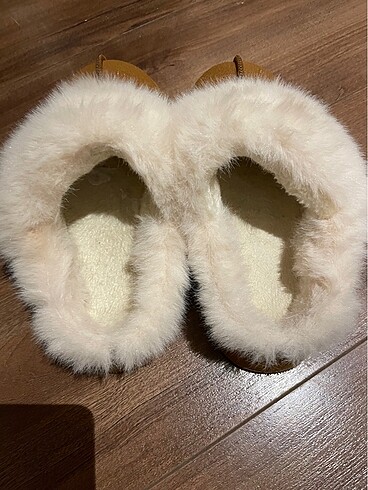 Ugg Ugg terlık