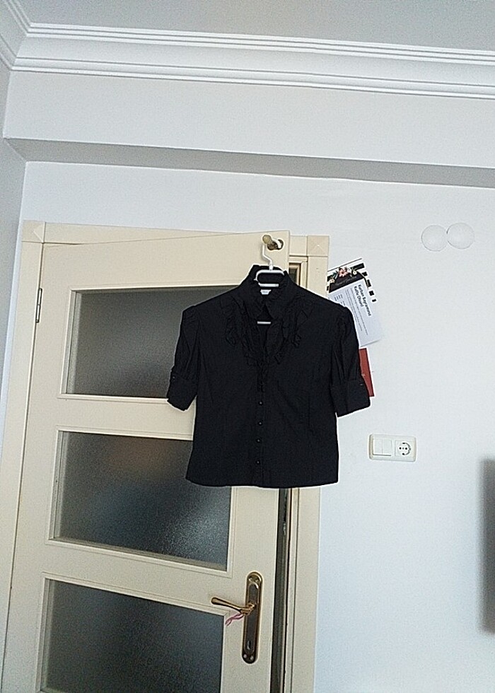 Kısa kollu  siyah renk kumaş gomlek - Görsel 3