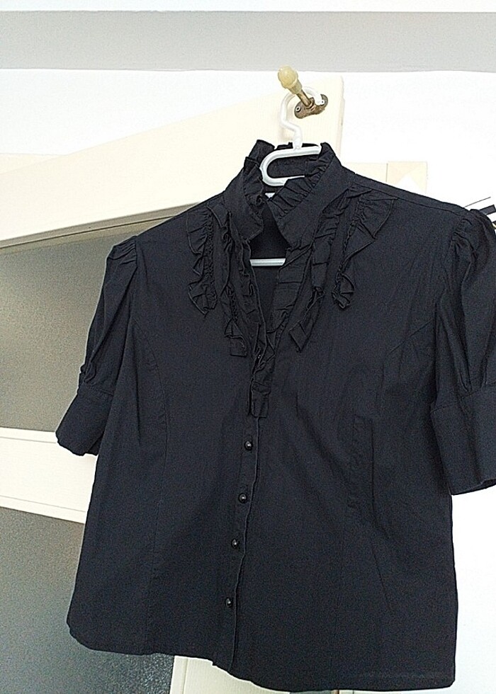 Kısa kollu  siyah renk kumaş gomlek - Görsel 4