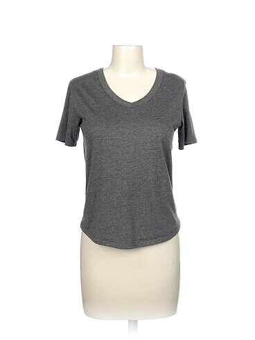 Koton T-shirt %70 İndirimli.