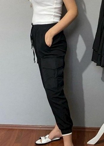 BebePlus Siyah Rahat Kesim Kadın Kısa Pantolon