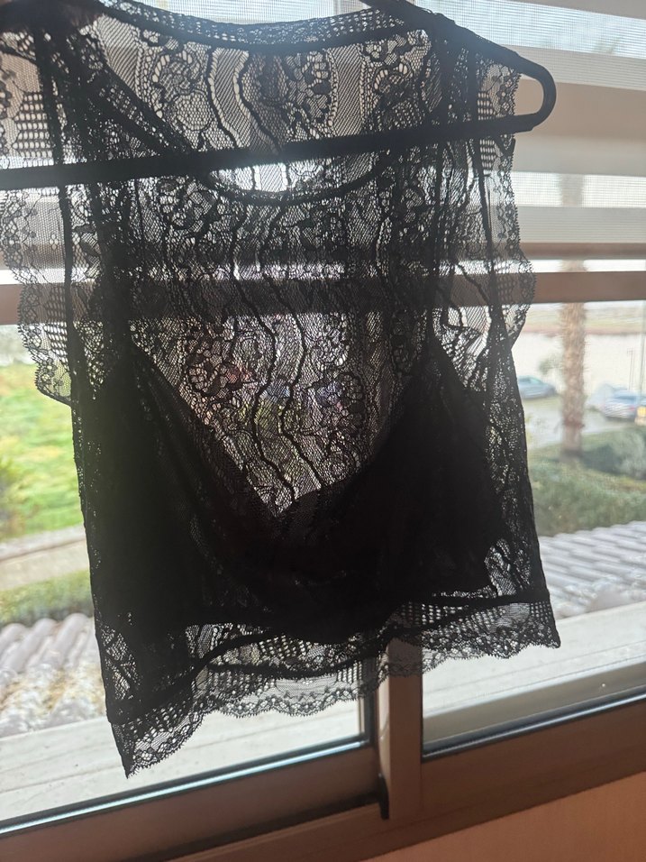 Siyah Dantel Kolsuz Straplez Bustiyer - Görsel 4