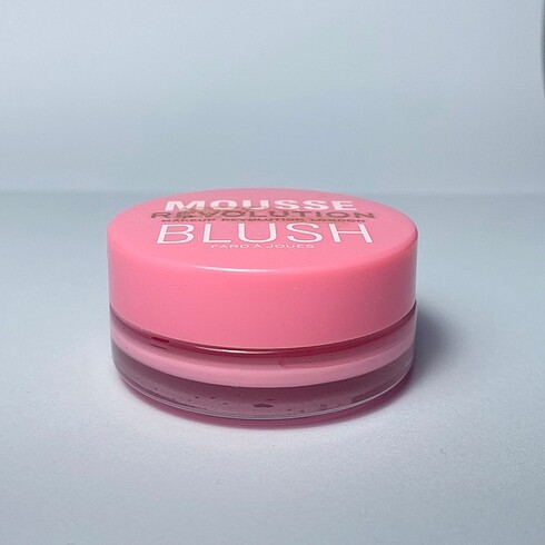 Revolution Revolution Mousse Blush Soft Pink