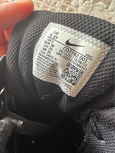 38,5 Beden siyah Renk Nike spor ayakkabı