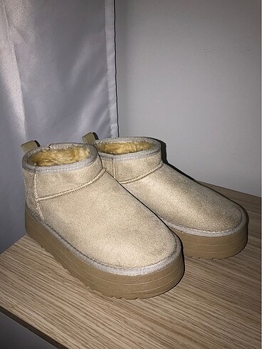 Ugg Ugg platform