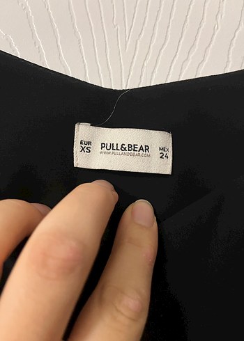 Kadın Siyah Piliseli Mini Askılı Bluz - Görsel 5