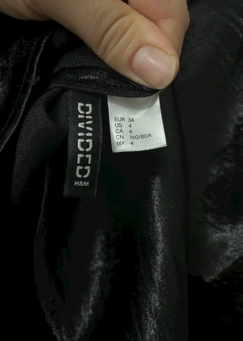 Siyah Drapeli İnce Askılı Mini Bluz - Görsel 8