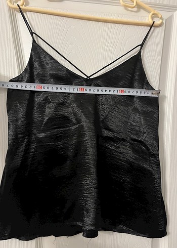 Siyah Drapeli İnce Askılı Mini Bluz - Görsel 4