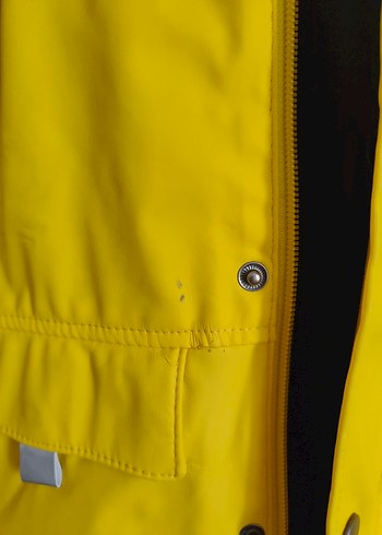 Sarı Erkek Çocuk Düğmeli Yağmurluk - Görsel 6