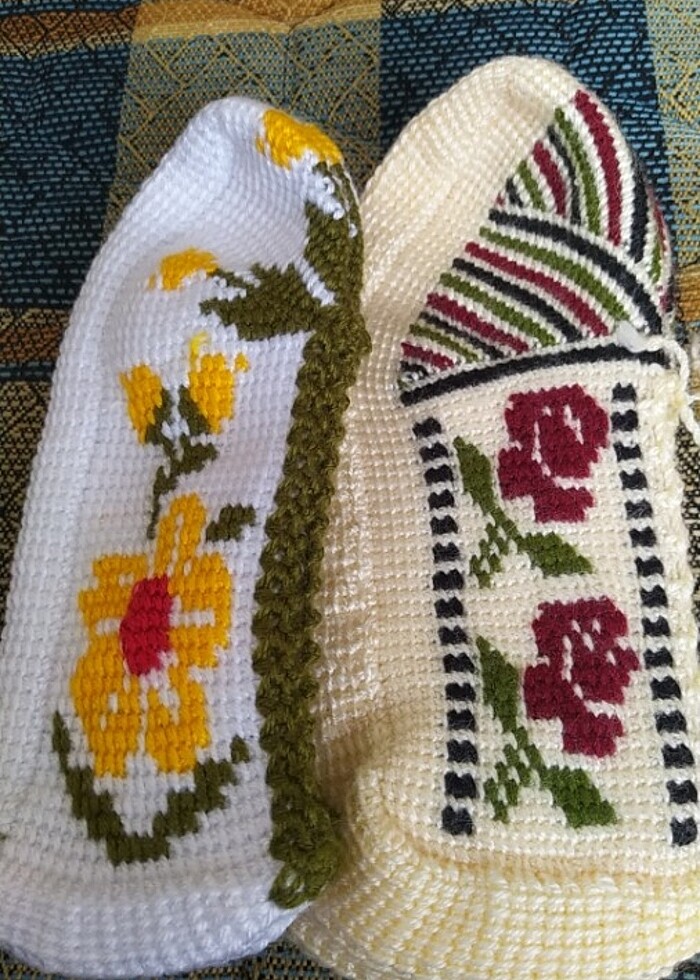 Bayan ve çocuk patik el örgüsü istenilen numarada örülür - Görsel 3