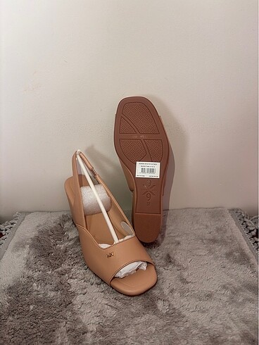 37 Beden Nine west ASIEN
