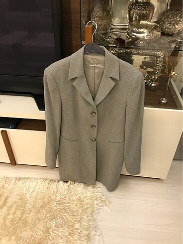 Trençkot sıfır ürün kumaşı çok kaliteli
