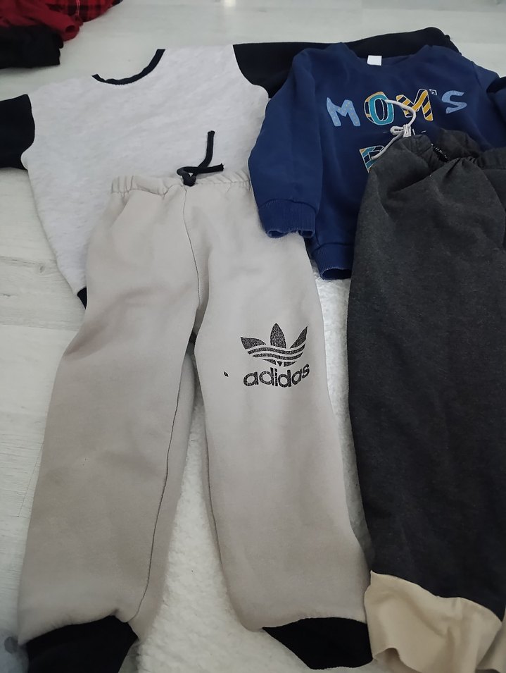 Adidas Gri Erkek Çocuk Eşofman Altı 4 parça - Görsel 3