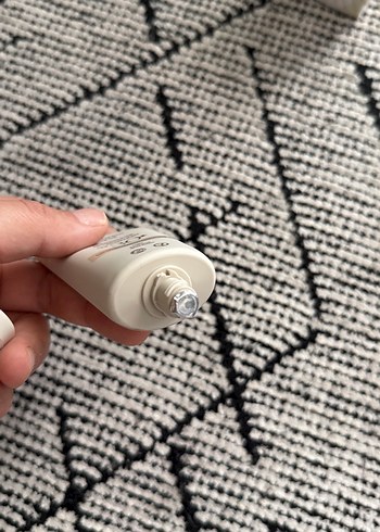 VANG BB Cream Işıltılı Açık Bej SPF30+ - Görsel 3