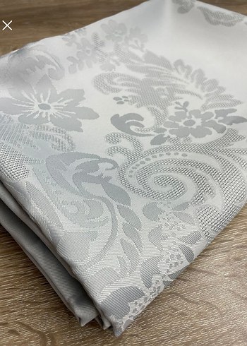 Hevia Home Dertsiz Leke Tutmaz Masa Örtüsü - Görsel 3