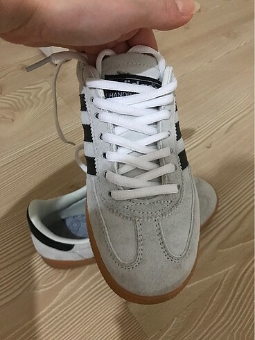 36 Beden camel Renk Adidas spezial