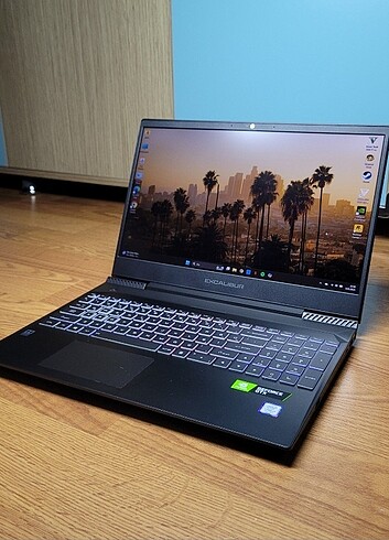 Casper Casper Excalibur G770 Gaming Laptop