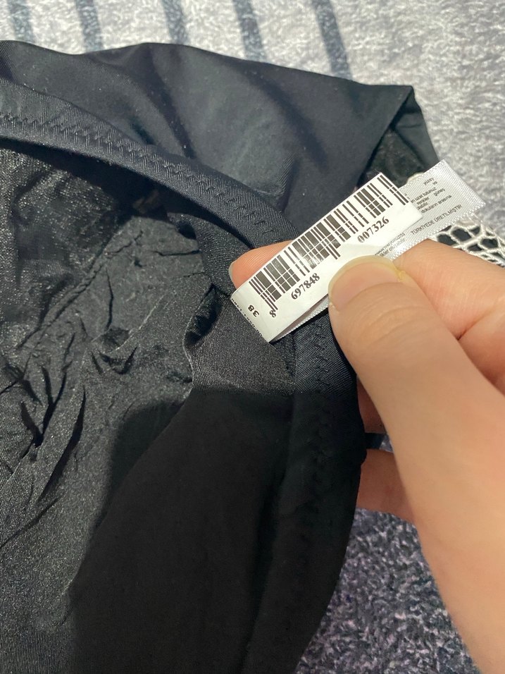 Dantel İşlemeli Siyah Gotik Strappy Mayo - Görsel 3