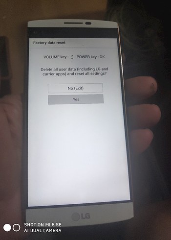 LG V10