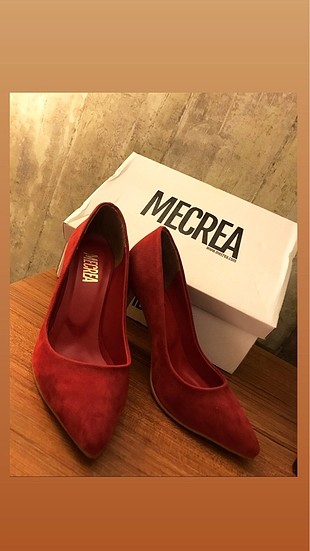 Mecrea Stiletto