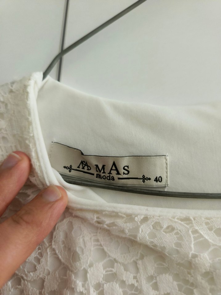 Beyaz Dantel Detaylı Midi Triko Elbise - Görsel 3