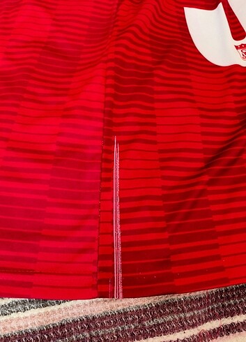 l/xl Beden Sivasspor forması