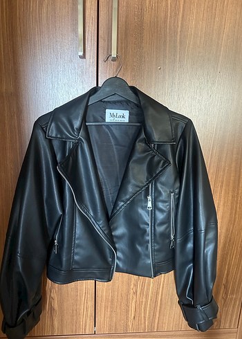 Siyah Deri Biker Ceket