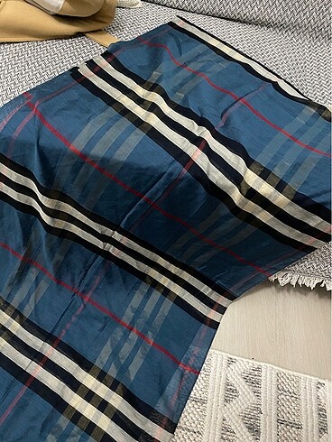 Burberry şal