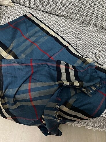 Beden Burberry şal
