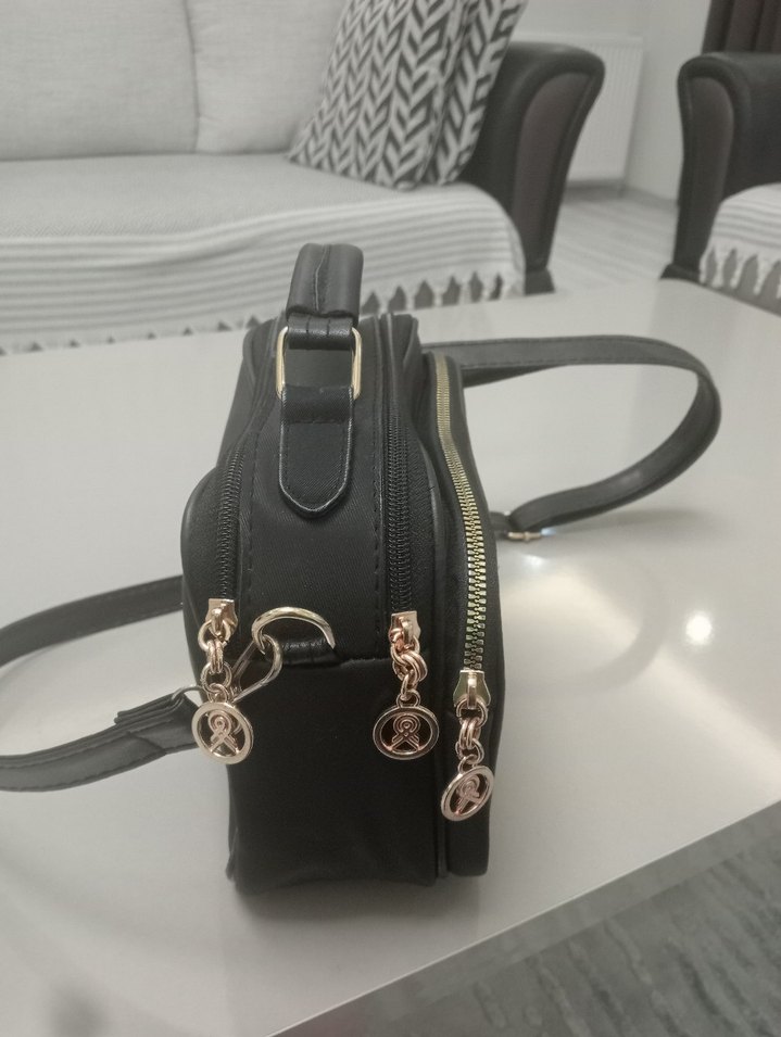 Klasik Siyah Deri Kadın El Çantası - Görsel 3