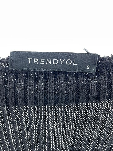 s Beden siyah Renk Trendyol & Milla Kazak / Triko %70 İndirimli.