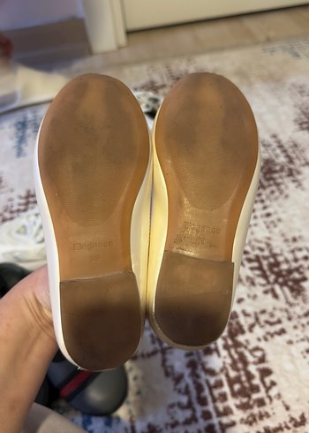 Kız Çocuk Beyaz Pul Detaylı Babet - Görsel 3