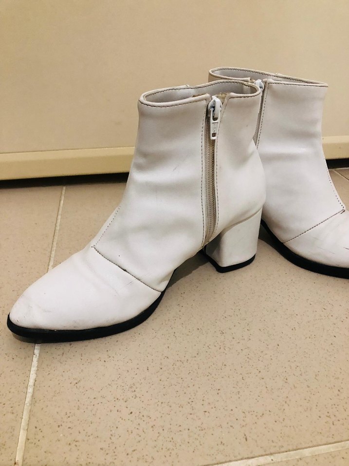 LCW Beyaz Deri Kadın Topuklu Bot Acil satılık - Görsel 2