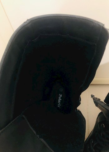 Siyah Parlak Deri Bağcıklı Blok Topuklu Bot - Görsel 13