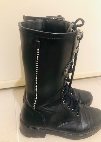 Siyah Parlak Deri Bağcıklı Blok Topuklu Bot - Görsel 3